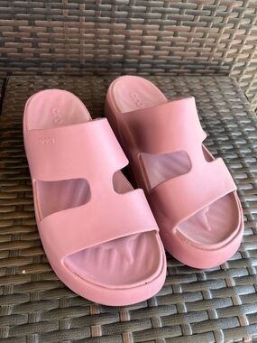 Mauve Crocs Slide Sandals for Women - Comfortable Casual Slip-On